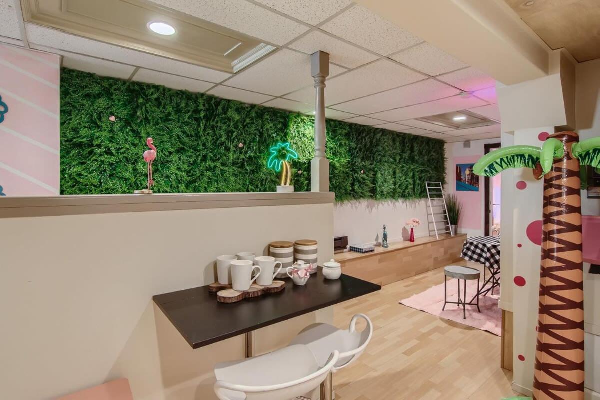 Barbie'S Dream Apt In The City Sacramento Extérieur photo
