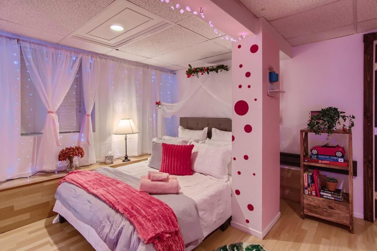 Barbie'S Dream Apt In The City Sacramento Extérieur photo