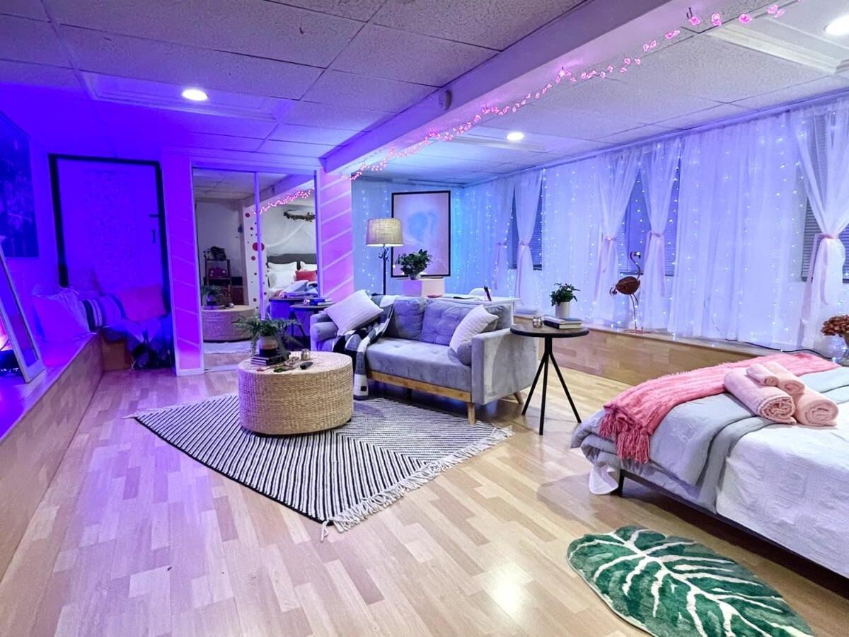 Barbie'S Dream Apt In The City Sacramento Extérieur photo